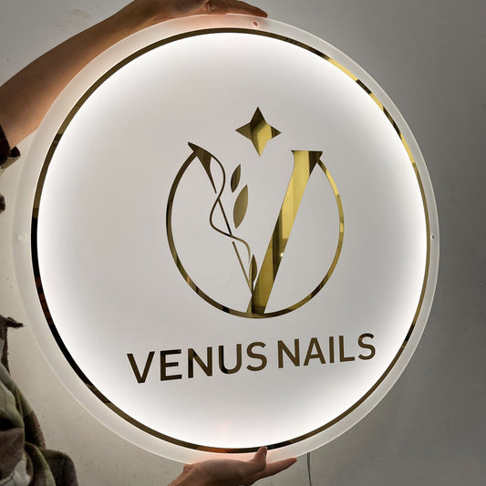 Panneau Rétroéclairé en Acrylique sur Mesure